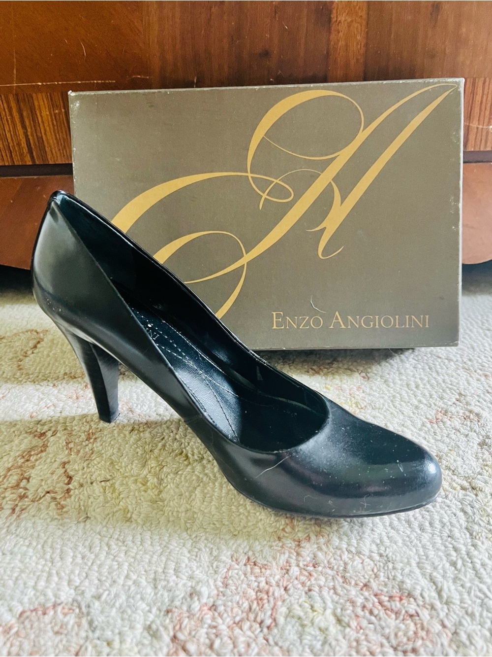 Enzo Angiolini Black Leather Classic Pump